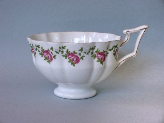 COURT, EARLY 01 Tea Cup